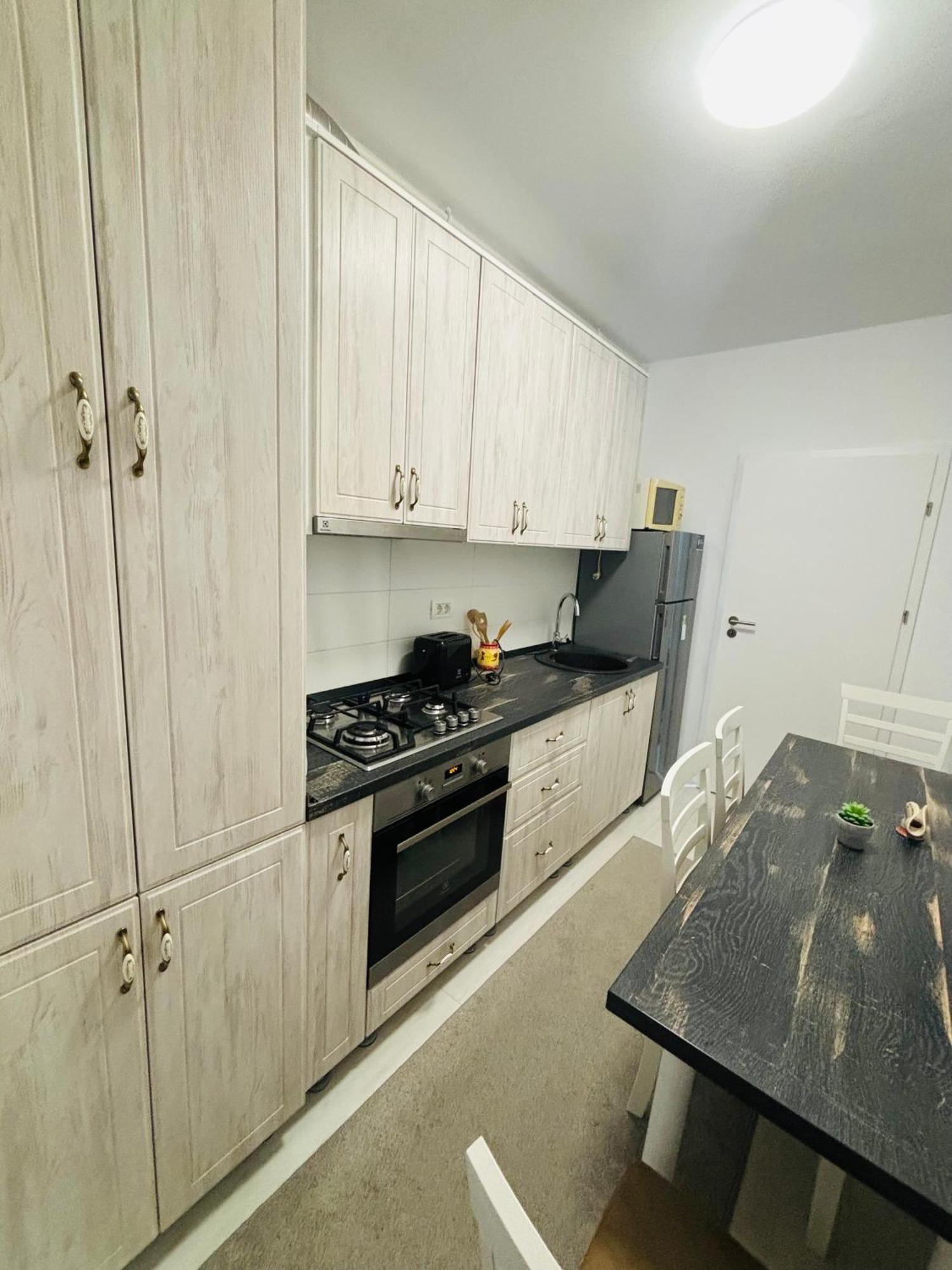 One Apartments Nordone Iulius Town Timisoara Ngoại thất bức ảnh